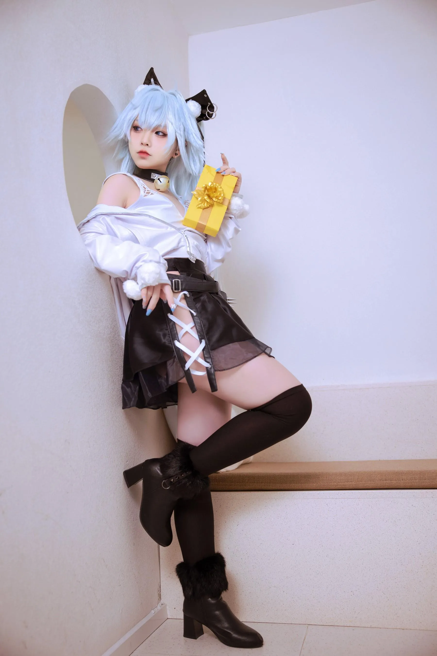 G44不会受伤 – NO.94 芙洛伦白情 [21P]插图1